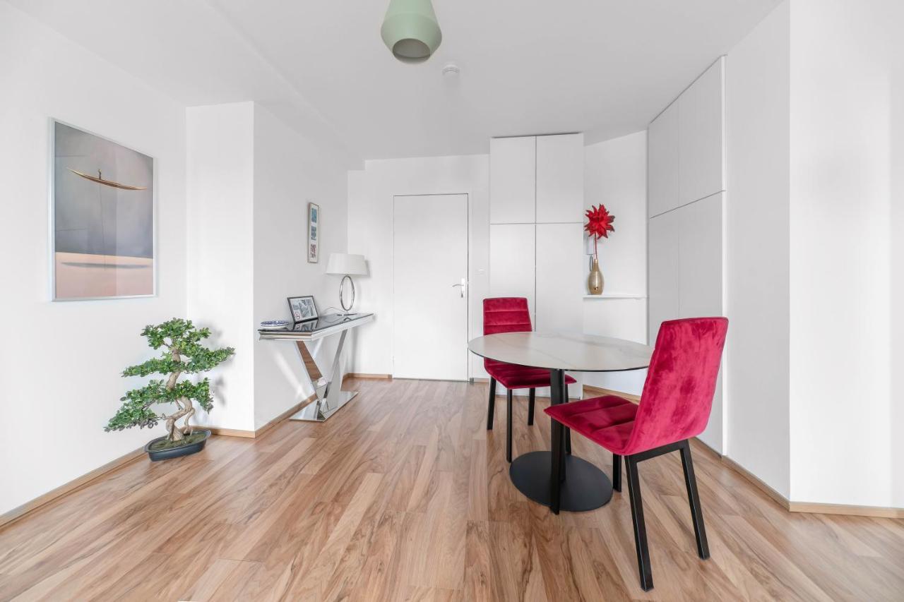 Appartement Design La Petite Europe - Ideal Curistes Виши Екстериор снимка